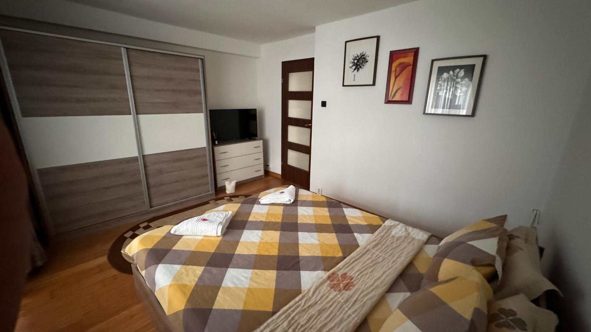 Apartament 3 Camere Otopeni Exterior photo